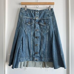 Levi's Classic Blue Denim Skirt